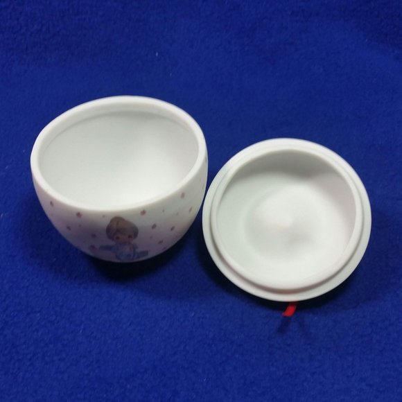 Precious Moments Love Never Fails Apple Trinket Box Gift For Teacher No Box - Picture 9 of 10